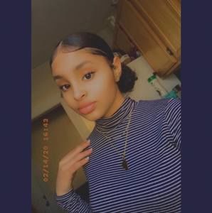 Meet your Posher, Cris